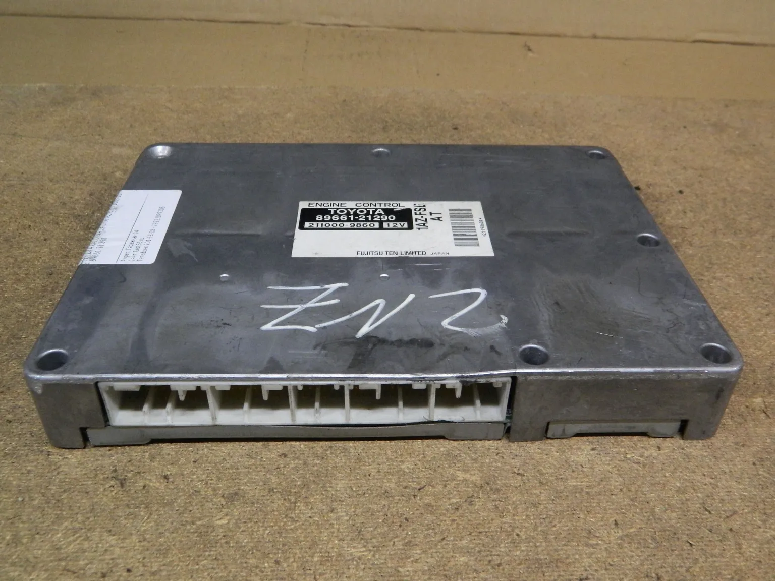 Блок управления ДВС TOYOTA CALDINA 1AZFSE (Контрактный) 10097 8966121290
