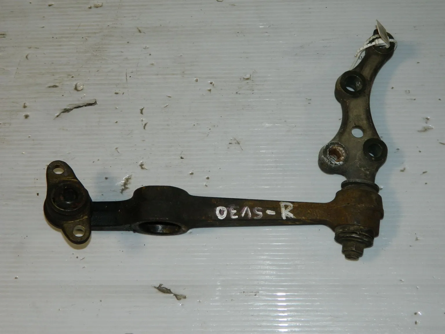 Рычаг подвески TOYOTA CAMRY SV30 Перед Прав (Контрактный)