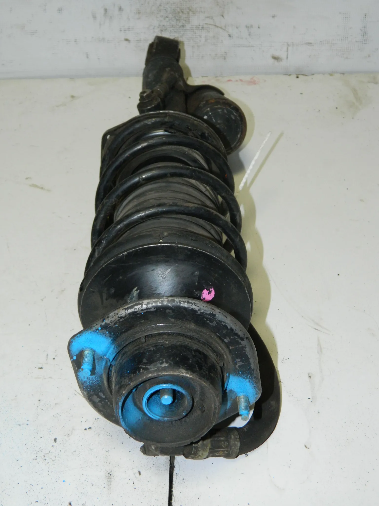 Стойка подвески NISSAN CIMA Y33 Зад (Контрактный) 45976399