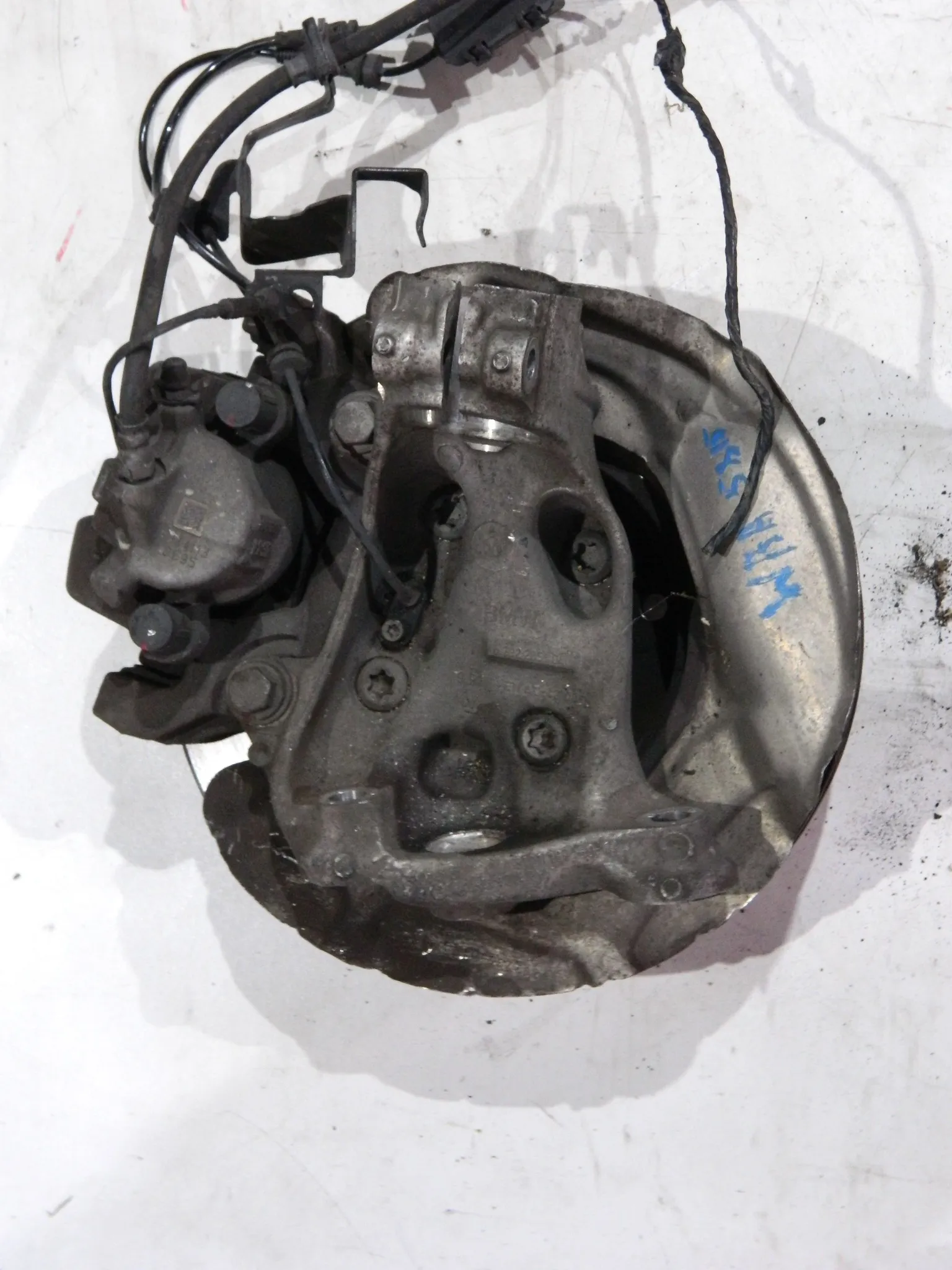 Ступица BMW 1-Series F20 Перед Лев (Контрактный) 35815301