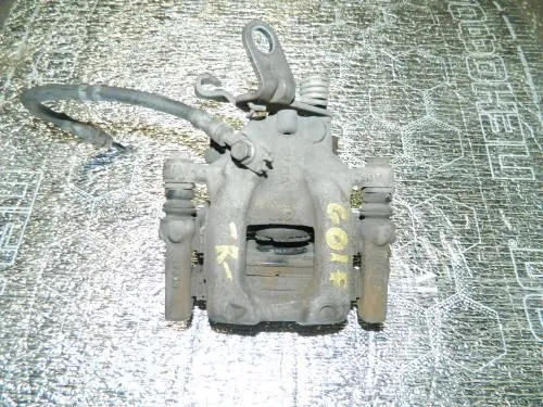 Суппорт VOLKSWAGEN GOLF 6 5K1 Зад Прав 15150212 (Контрактный)