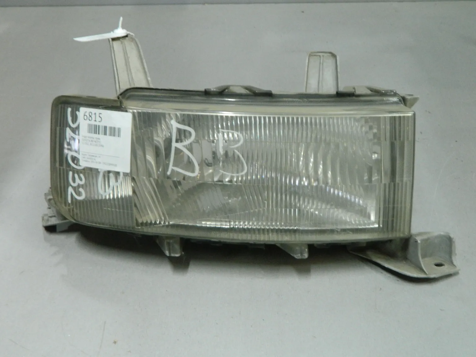 Фара TOYOTA BB NCP31 Перед Прав 52032 (Контрактный) 03344832