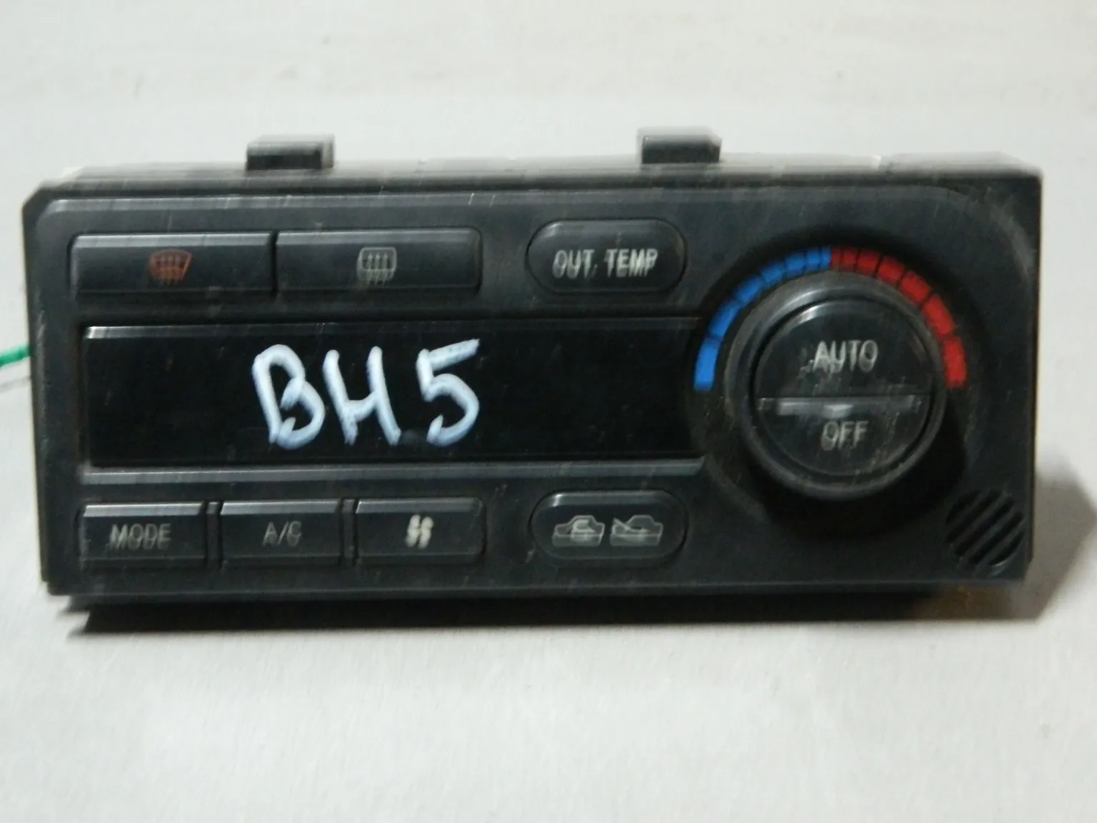 Блок управления климат-контролем SUBARU LEGACY BH5 (Контрактный) 81540623 72311AE000