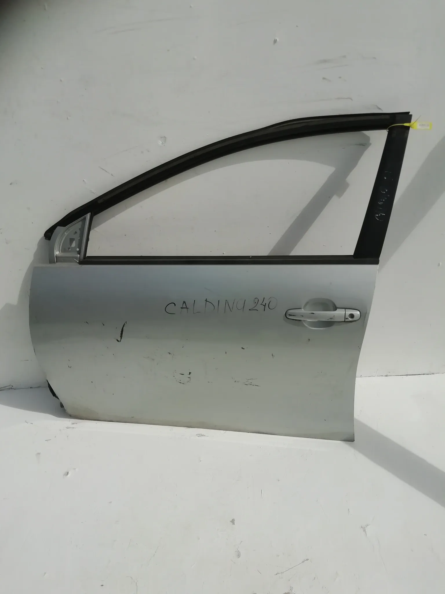 Дверь TOYOTA CALDINA AZT240 Перед Лев (Контрактный) 40951973