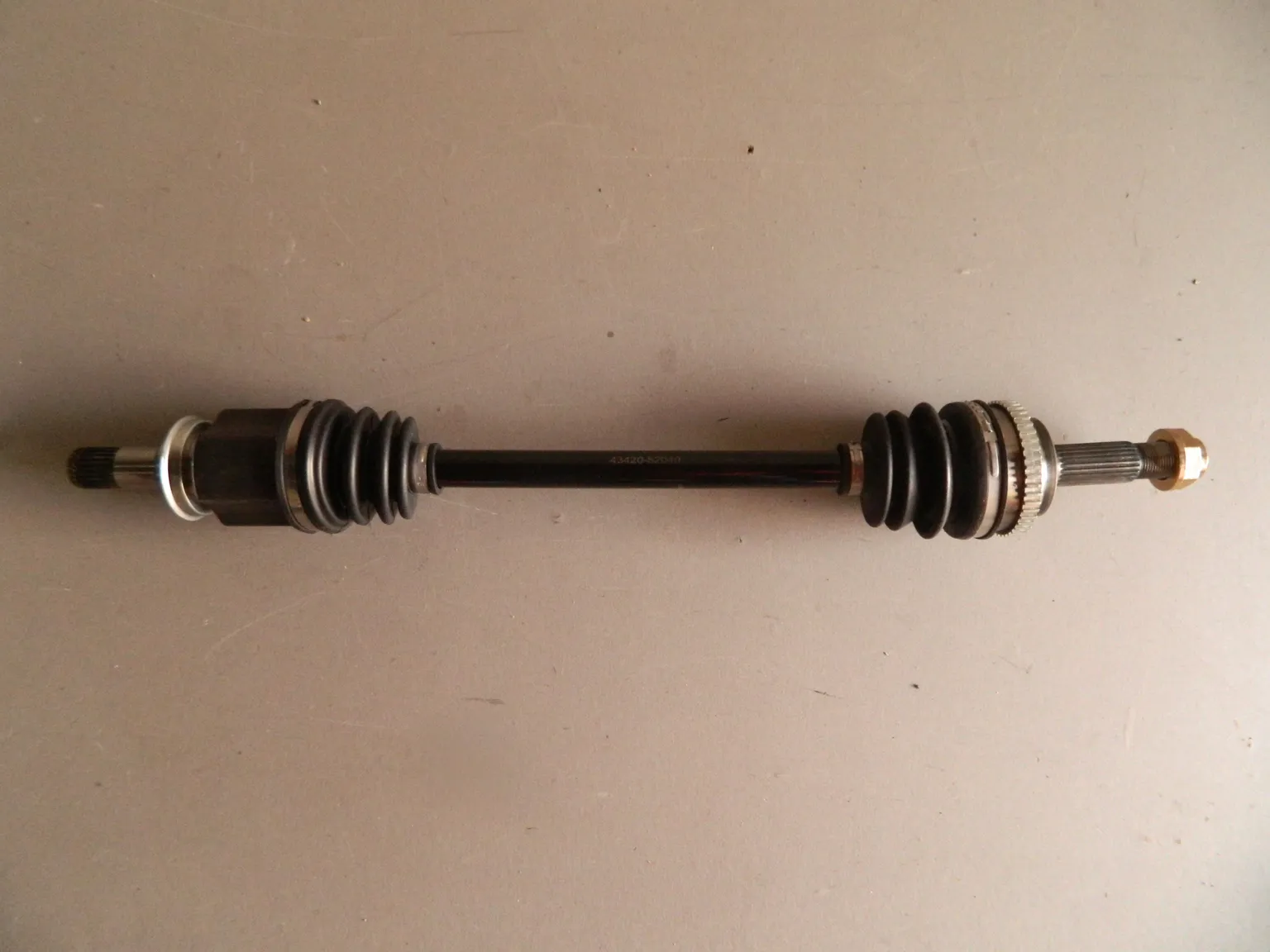 Привод GENERAL PARTS 4342052040 TOYOTA VITZ SCP LH