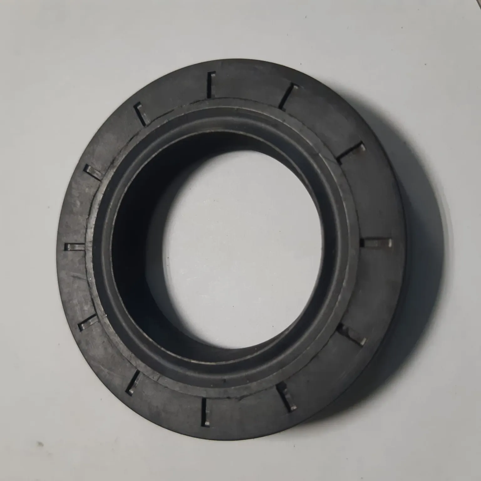 Сальник VAZ 2110230103412 ВАЗ 2108-15,2110-70 35х57х9