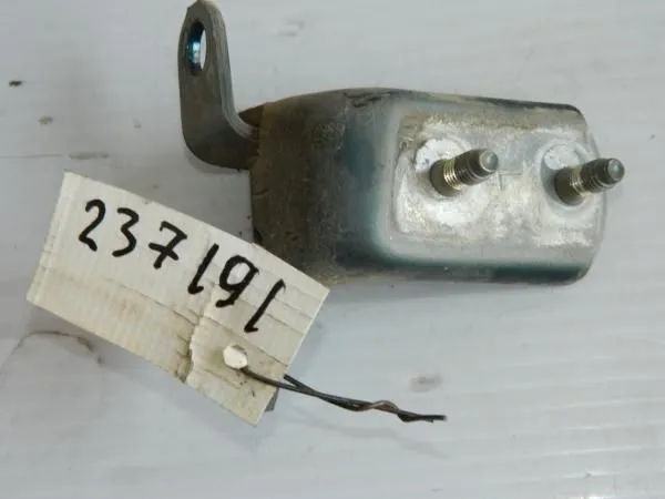 Петля двери TOYOTA CORONA ST191 3SFE Зад Лев Низ (Б/У)