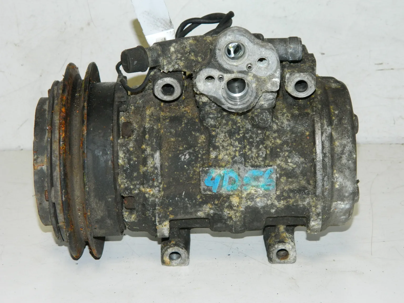 Компрессор кондиционера MITSUBISHI PAJERO 4D56 (Контрактный)