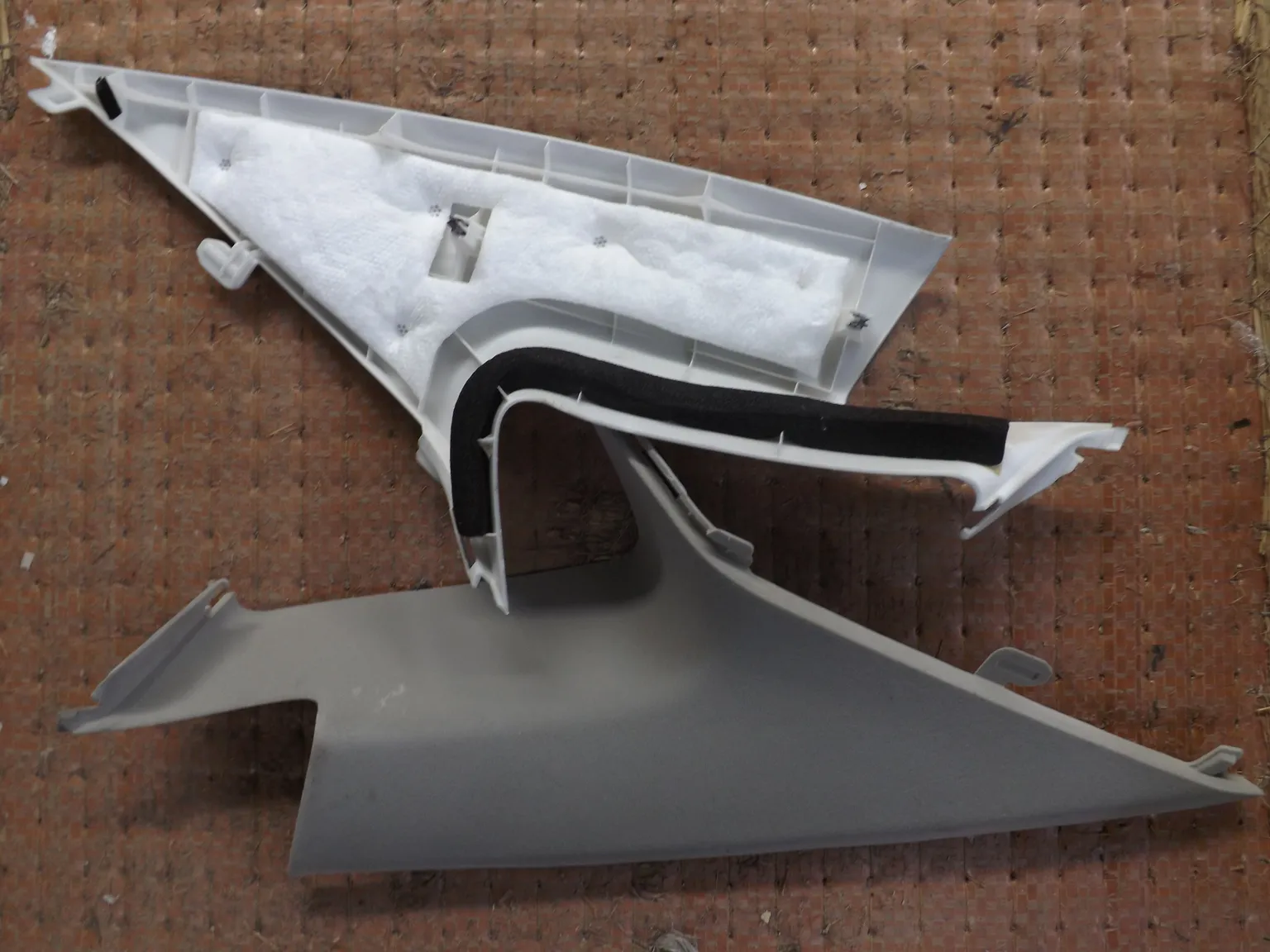 Обшивка задней стойки NISSAN TEANA J31 Верх Зад Пара (Контрактный) 1010210002