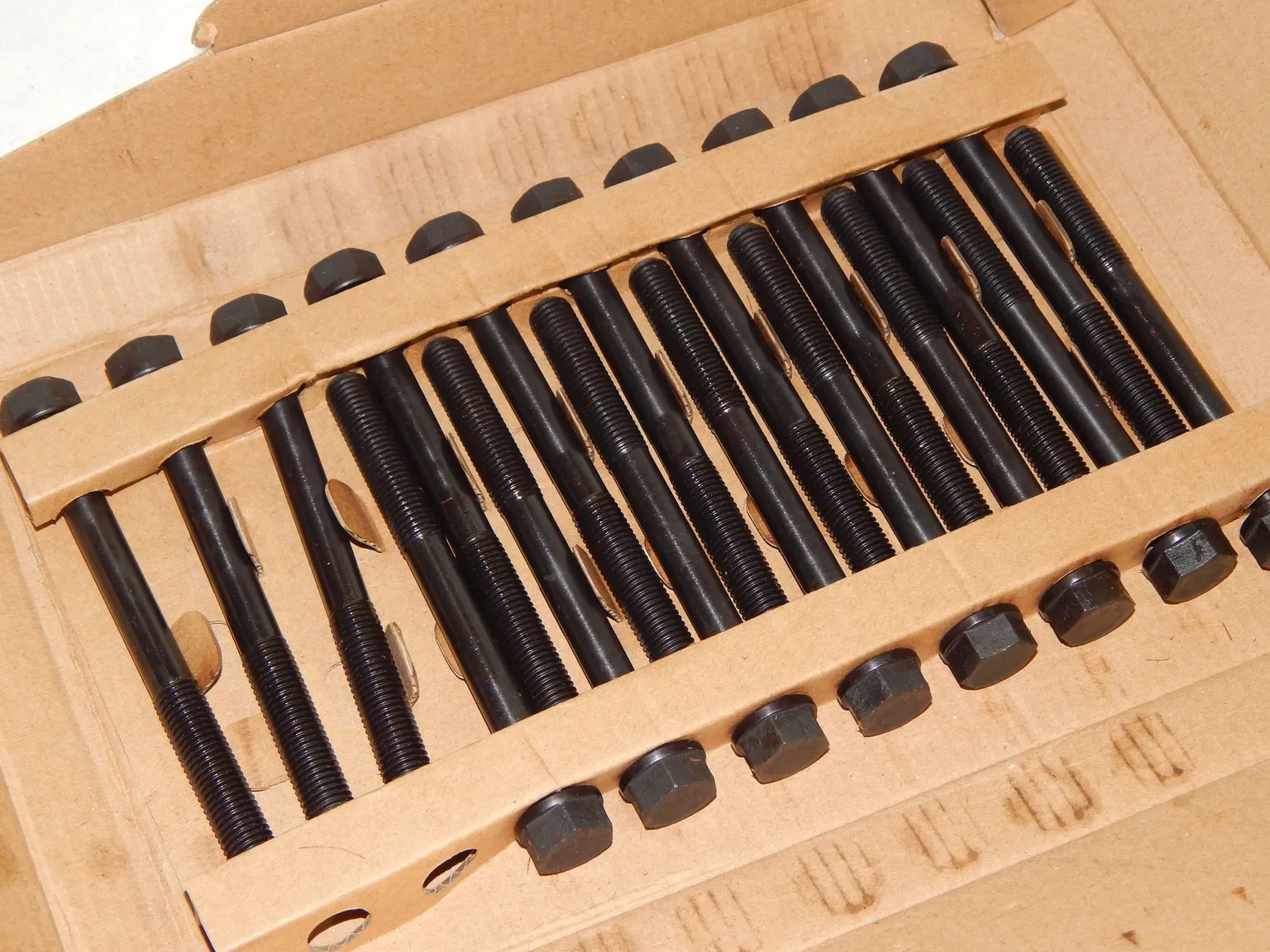 Болт ГБЦ GENERAL PARTS BTC003 4JG2