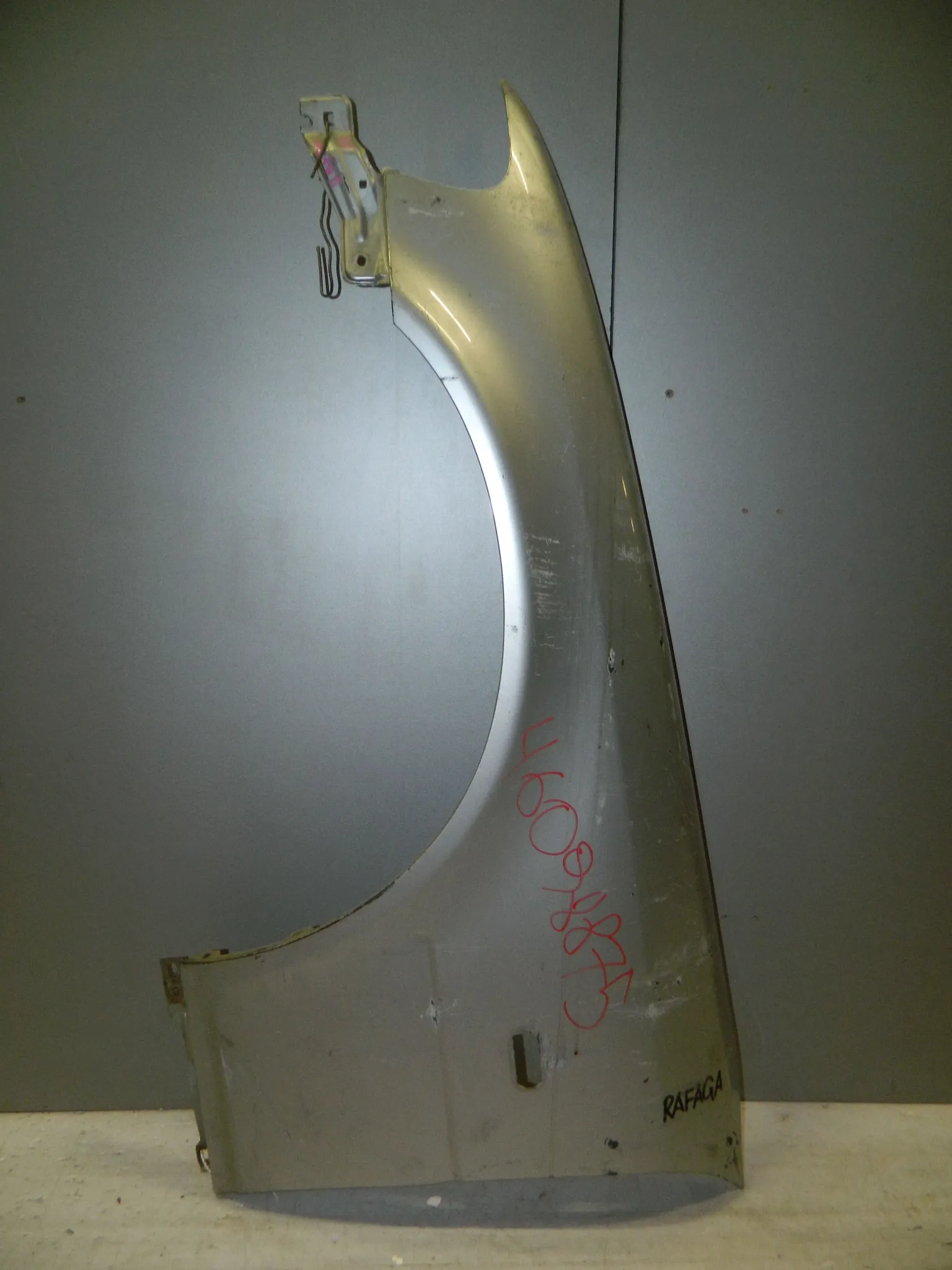 Крыло HONDA RAFAGA CE4 Перед Лев (Контрактный) 46098875