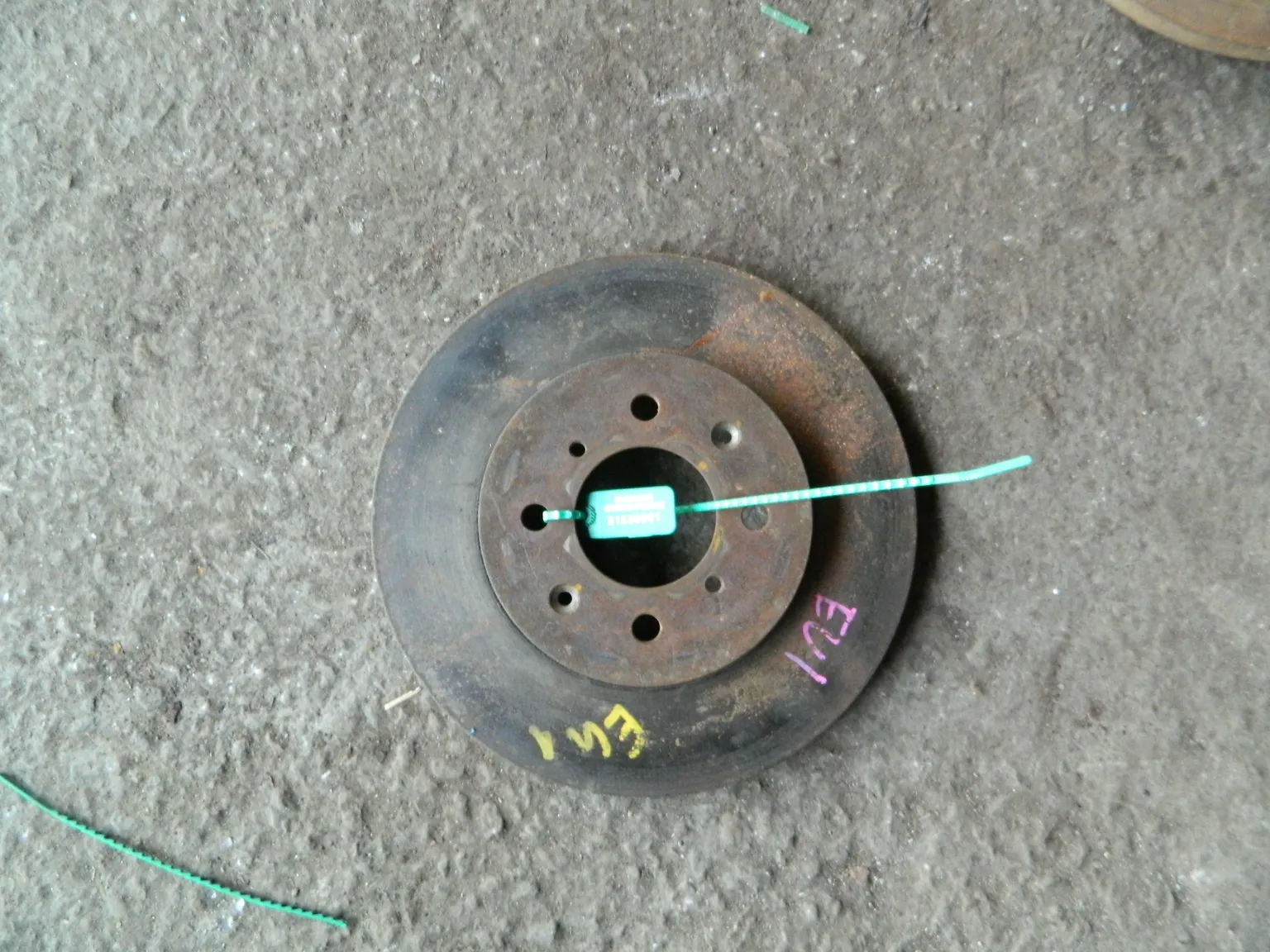 Диск тормозной HONDA CIVIC EU1 Перед (Контрактный) 81530661