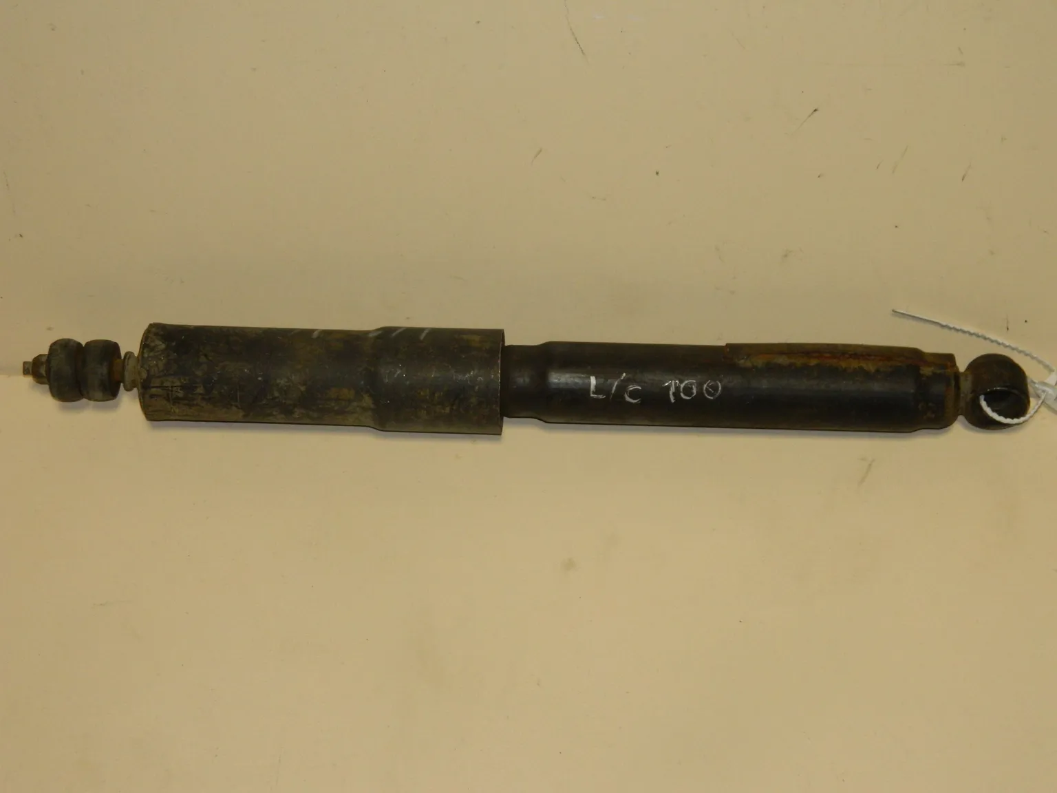 Амортизатор TOYOTA LAND CRUISER 100 Зад (Контрактный) 45992065