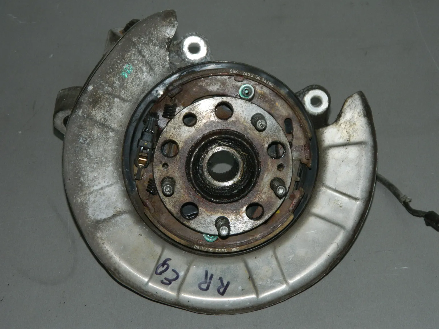 Ступица HYUNDAI EQUUS VI Зад Прав (Б/У) 40940373