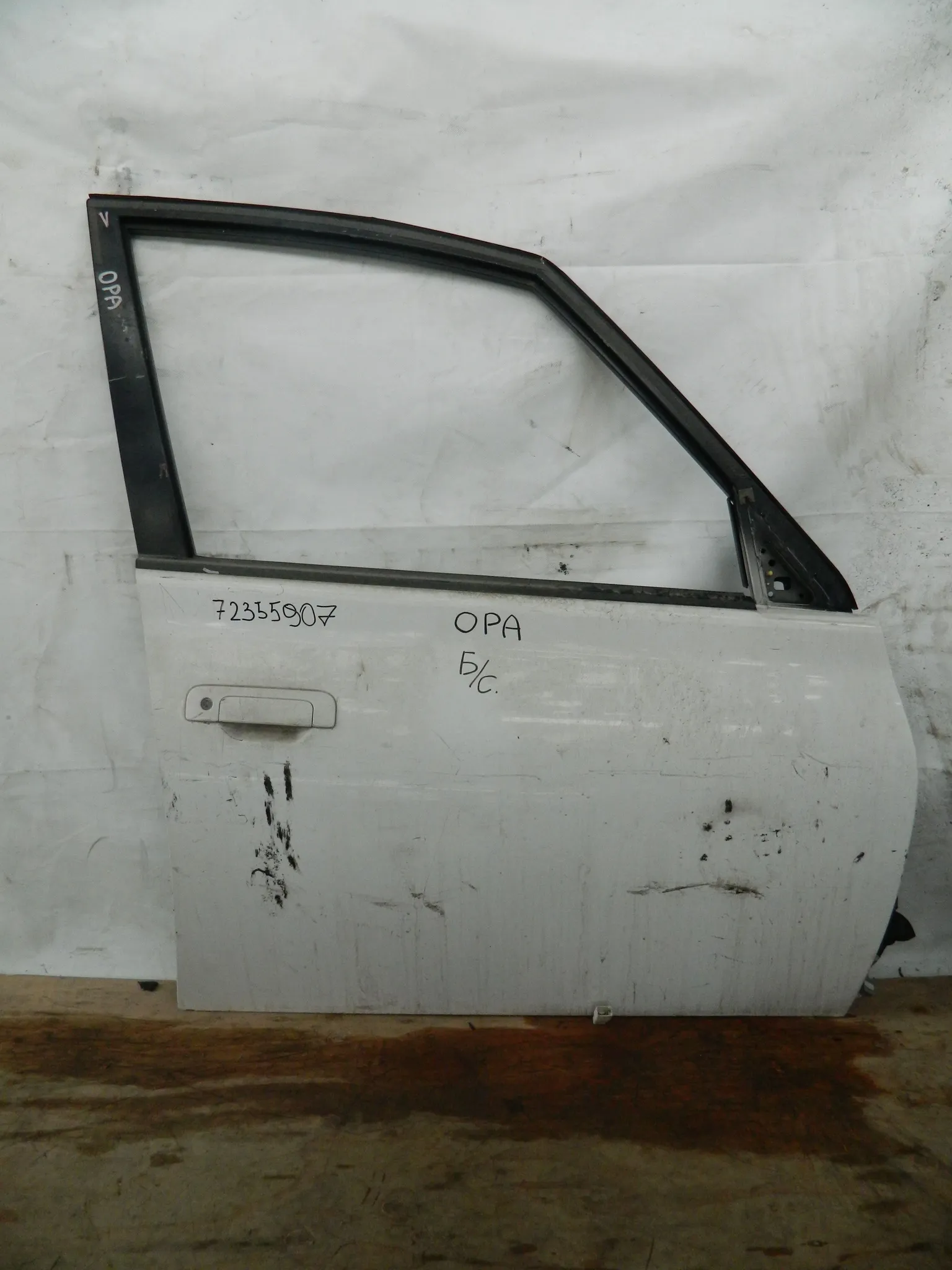 Дверь TOYOTA OPA ACT10 Перед Прав (Контрактный) 72355907 6700163010