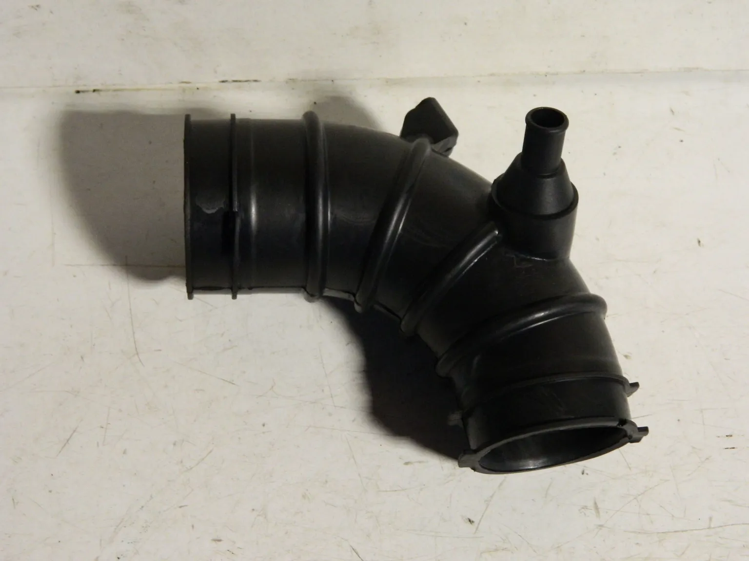 Патрубок воздушного фильтра GENERAL PARTS 1788128180