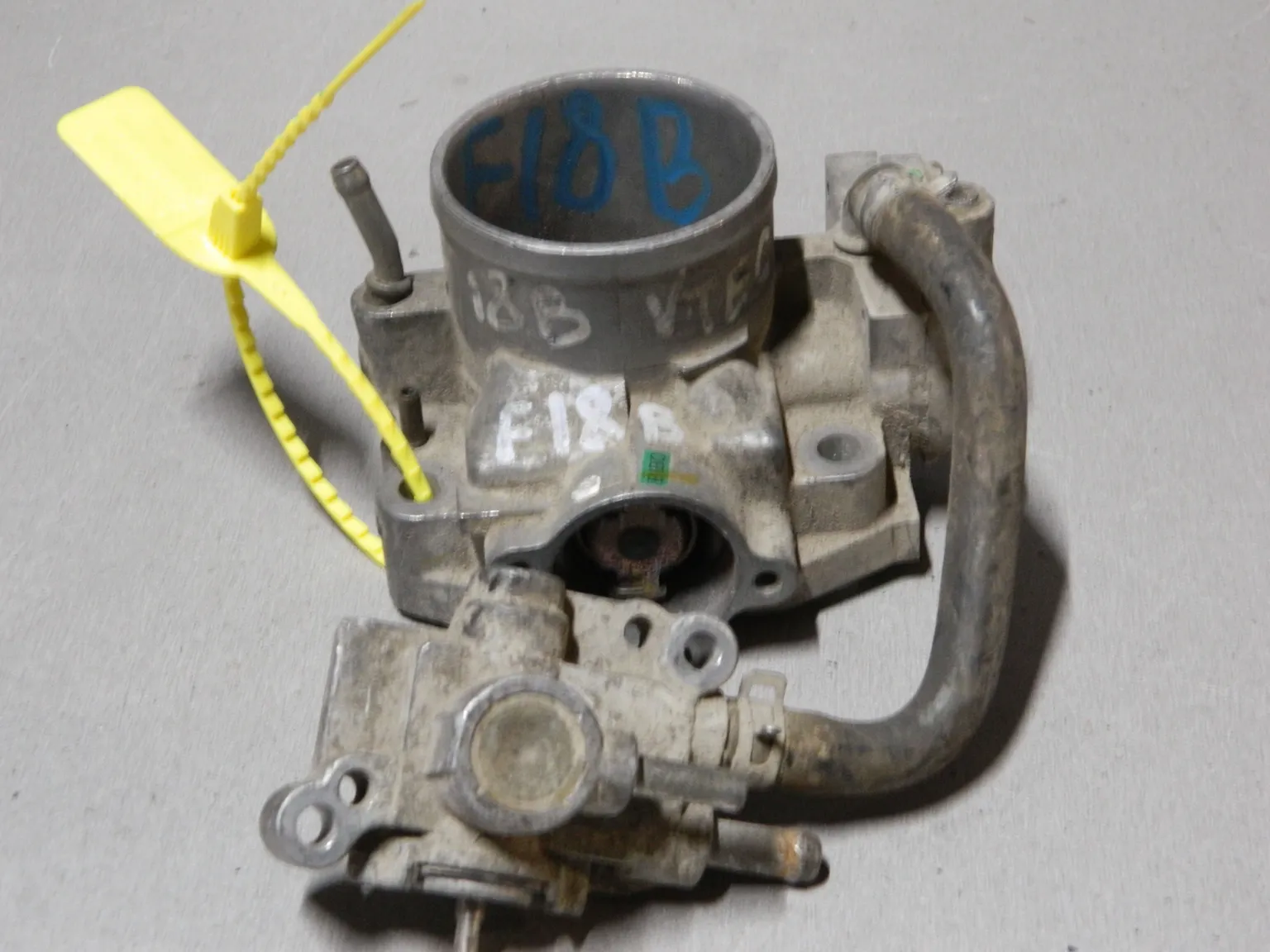 Дроссельная заслонка HONDA F18B (Контрактный) 79780639