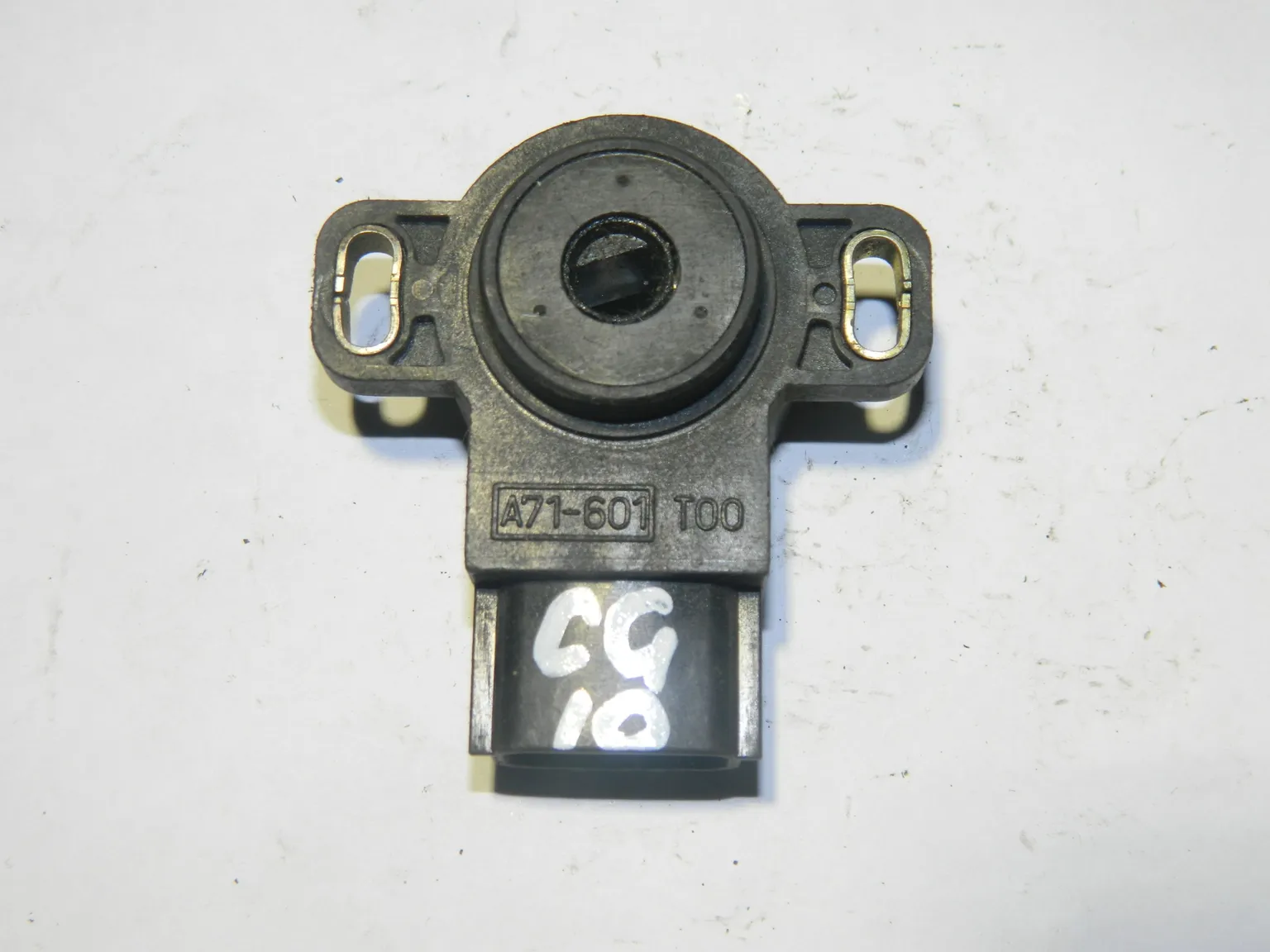 Датчик положения дроссельной заслонки NISSAN CGA3DE (Контрактный) A71601T00