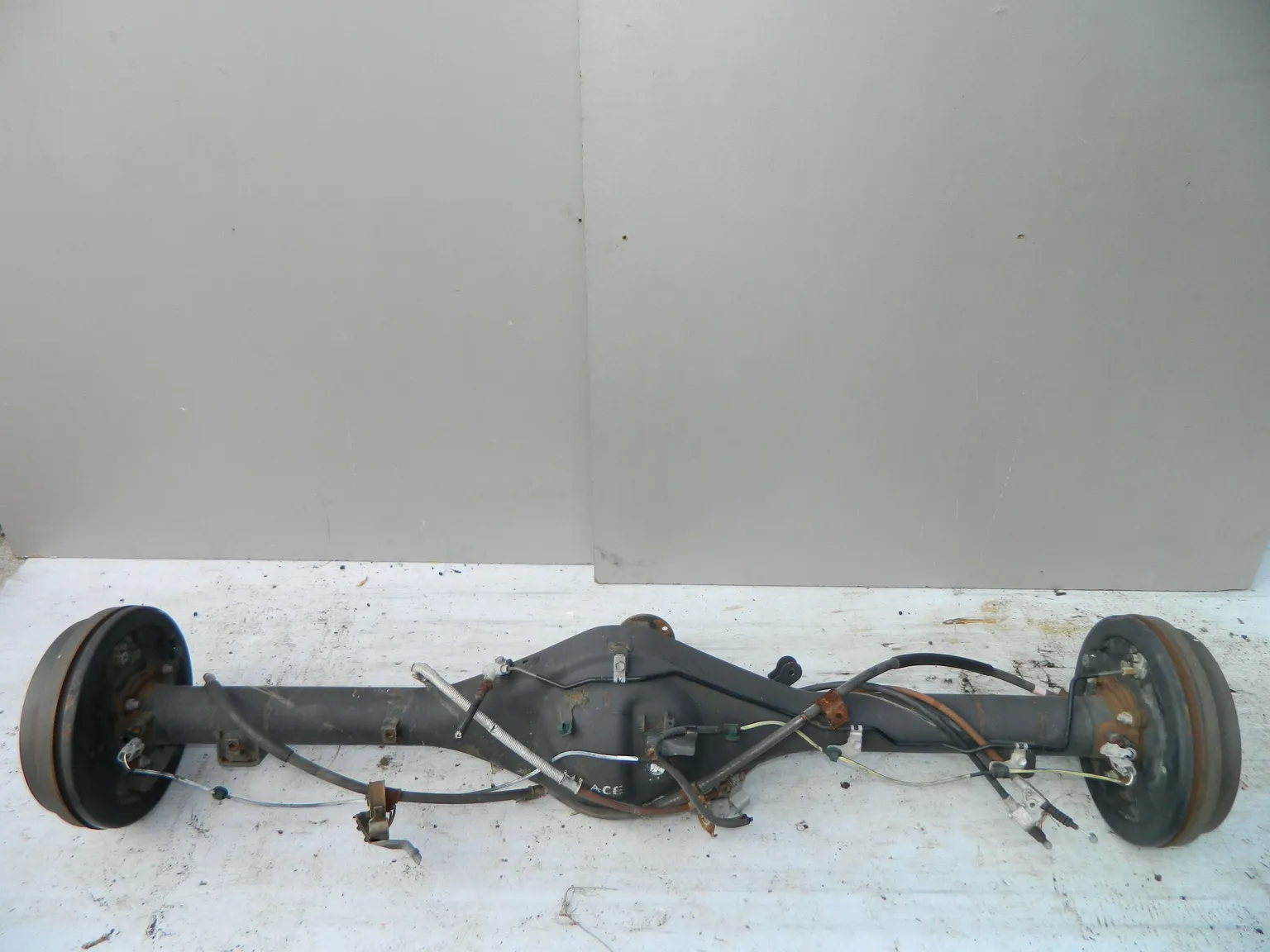 Мост TOYOTA HIACE KDH201 Зад (Контрактный) 40951597