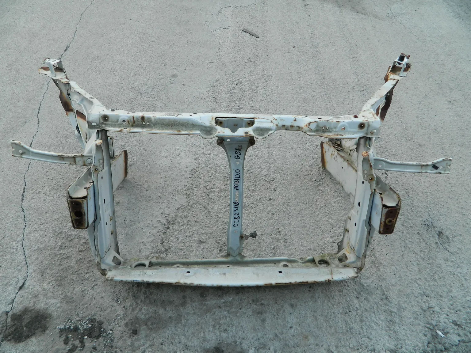 Рамка радиатора HONDA MOBILIO GB1 (Контрактный) 0282308