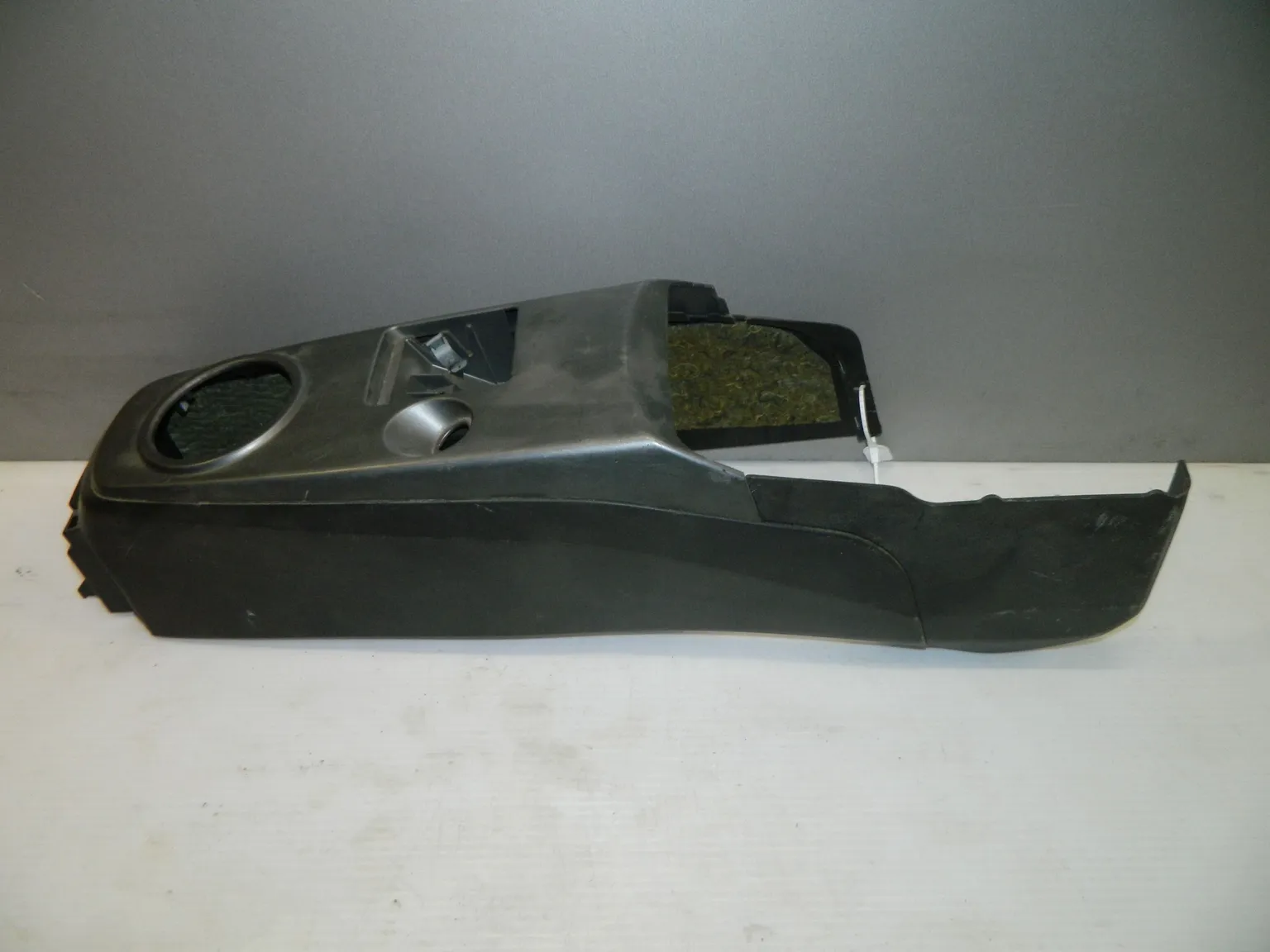 Консоль центральная MITSUBISHI LANCER CS (Контрактный) 46098638