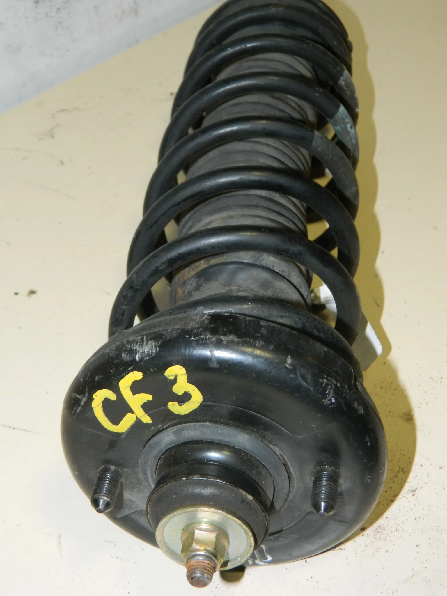 Стойка подвески HONDA TORNEO CF3 Зад (Контрактный) 45976893