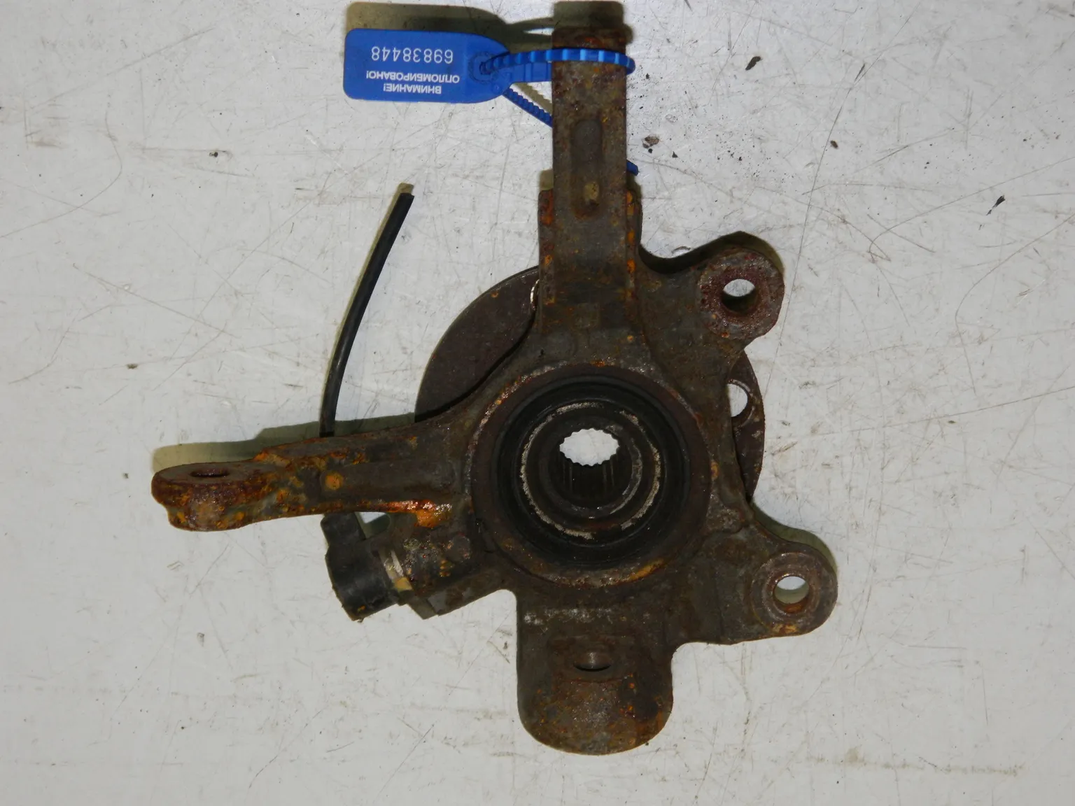 Ступица NISSAN CUBE Z10 Перед Лев (Контрактный) 69838448