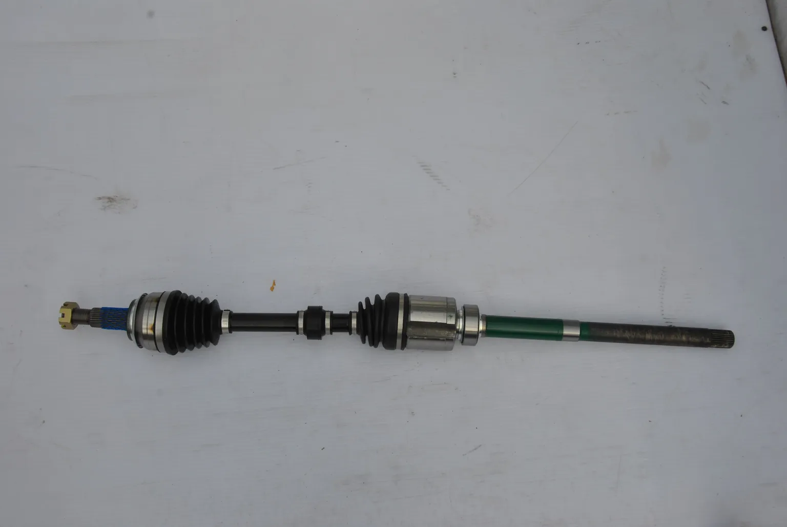 Привод GENERAL PARTS 391004BA1B NISSAN X-TRAIL NT32 QR25 4WD CVT 988mm RH