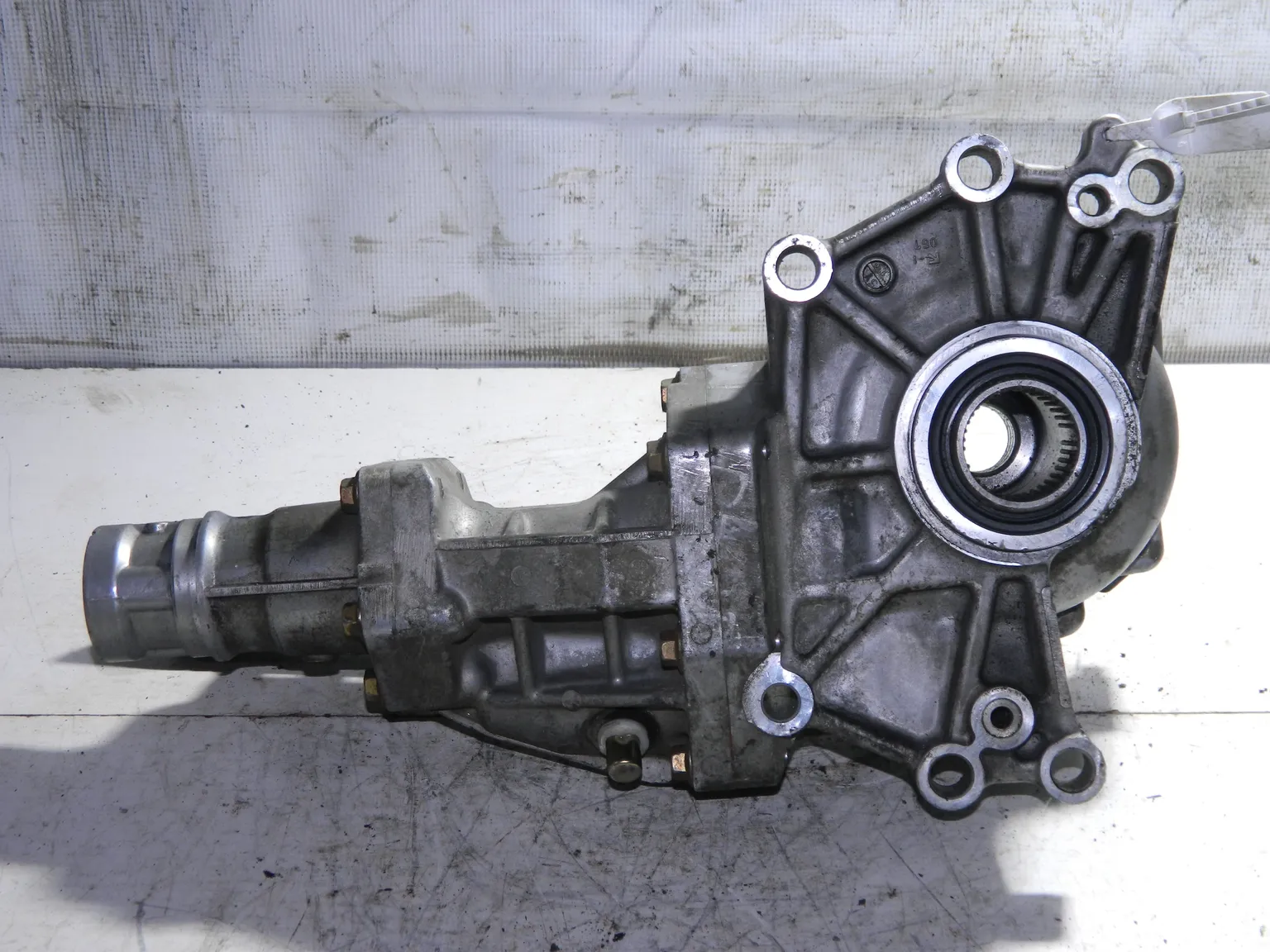 Раздаточная коробка MITSUBISHI LANCER CS5W (Контрактный) 69586056