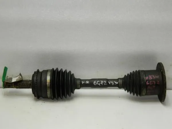 Привод MITSUBISHI PAJERO V83W 6G72 Перед Прав (Контрактный) F0246924