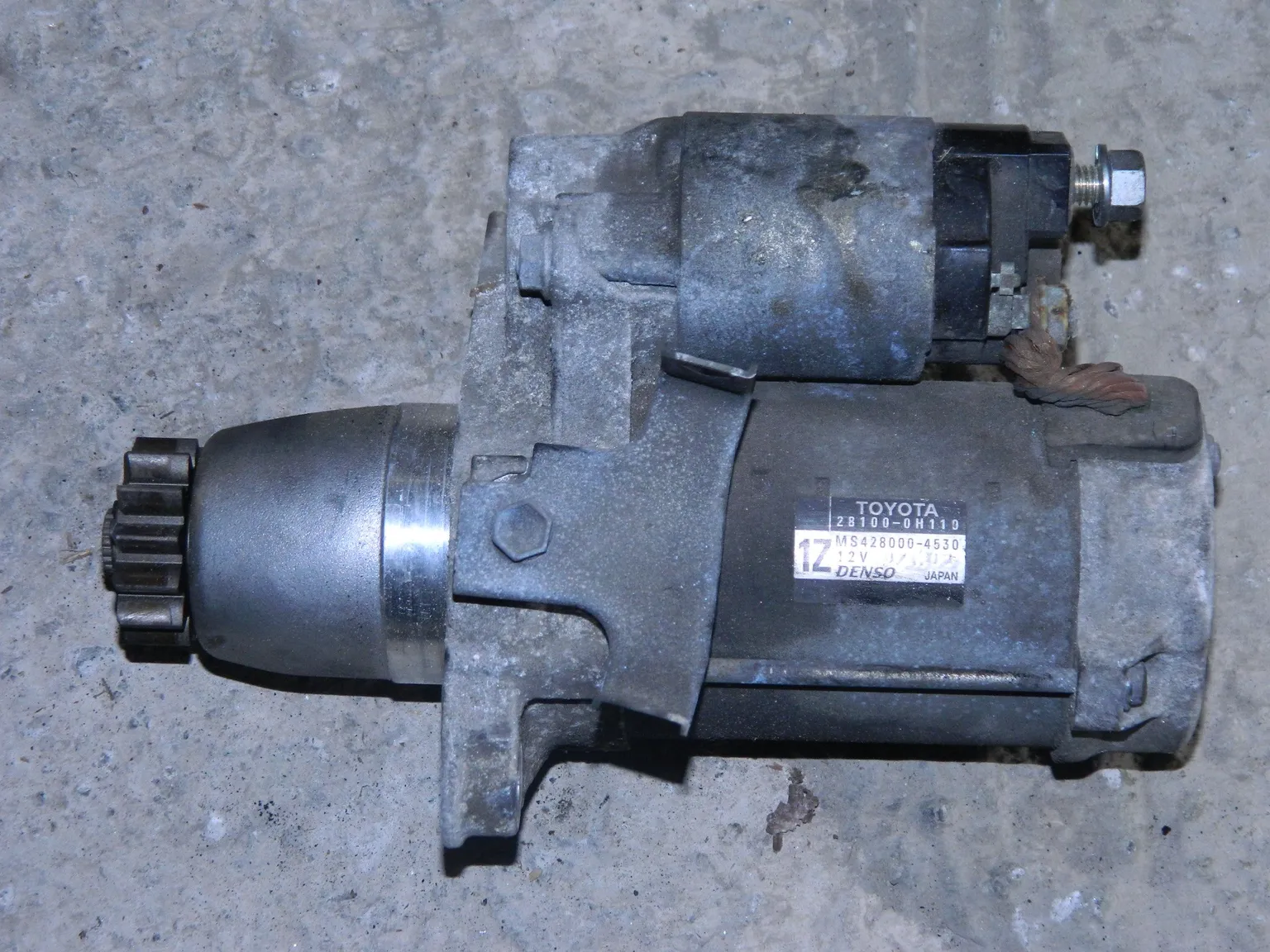 Стартер TOYOTA 1AZFSE (Контрактный) 10811306