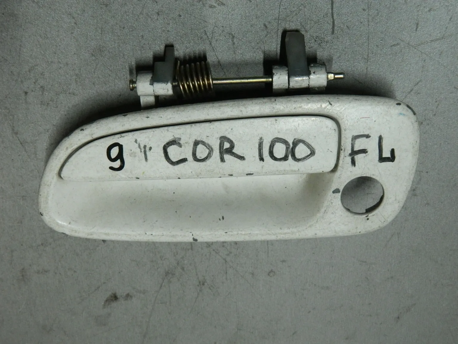 Ручка двери наружная TOYOTA CALDINA AT190 Перед Лев (Контрактный) 81528553