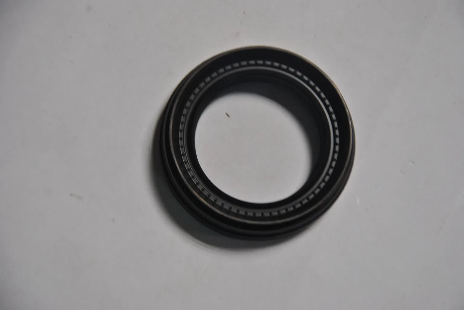 Сальник MITSUBISHI MD758763 MITSUBISHI 41X61X11,5/16