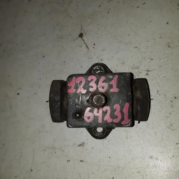 Подушка двигателя TOYOTA ESTIMA CXR10 3С (Контрактный) 1236164231