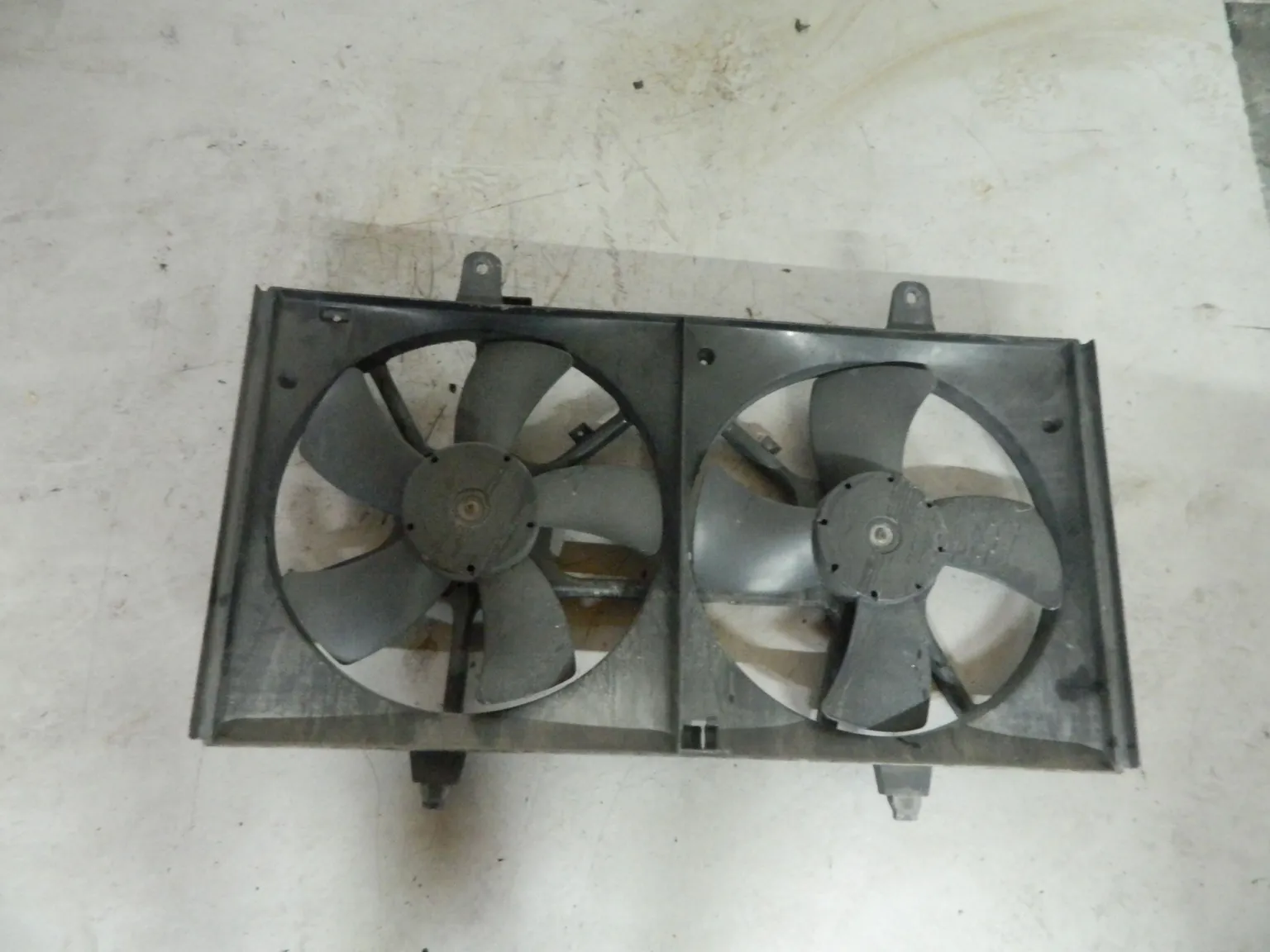 Диффузор радиатора NISSAN TEANA J31 (Контрактный) 3925200005