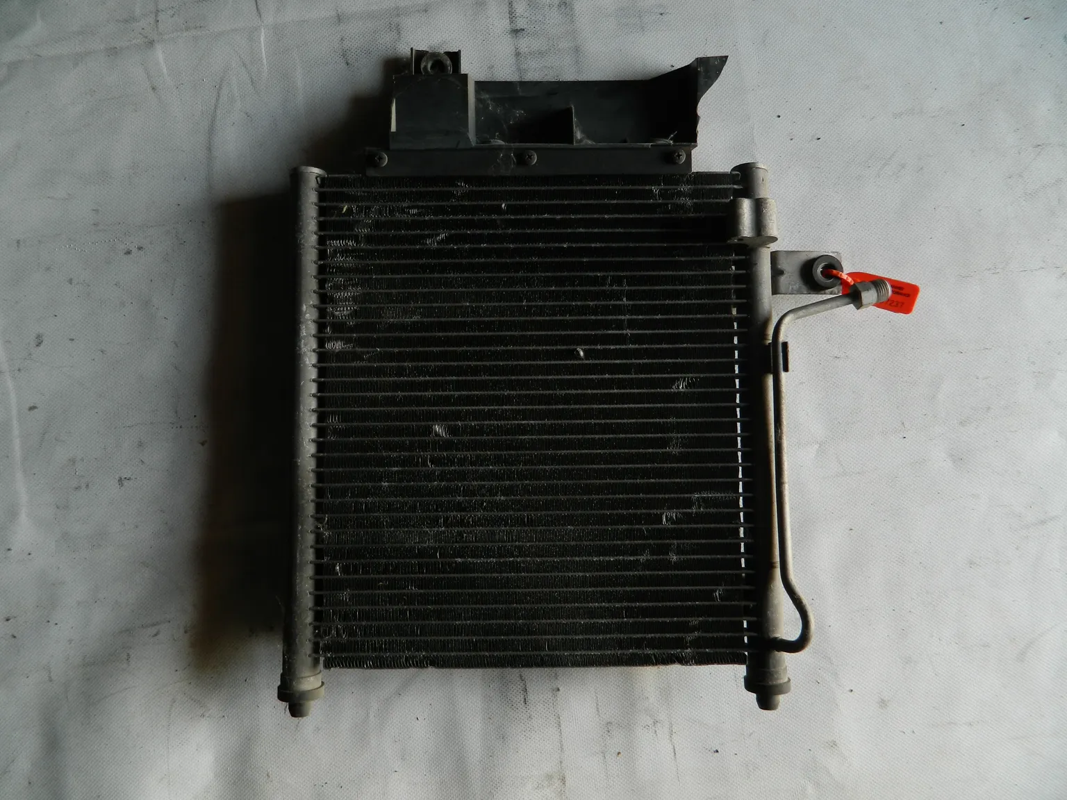 Радиатор кондиционера MAZDA DEMIO DW3W (Контрактный) 72367237