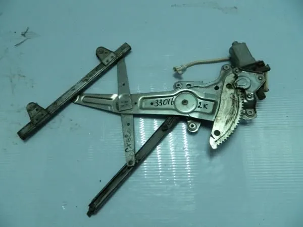 Стеклоподъемник TOYOTA Camry Gracia SXV20 (бу) 8571030300