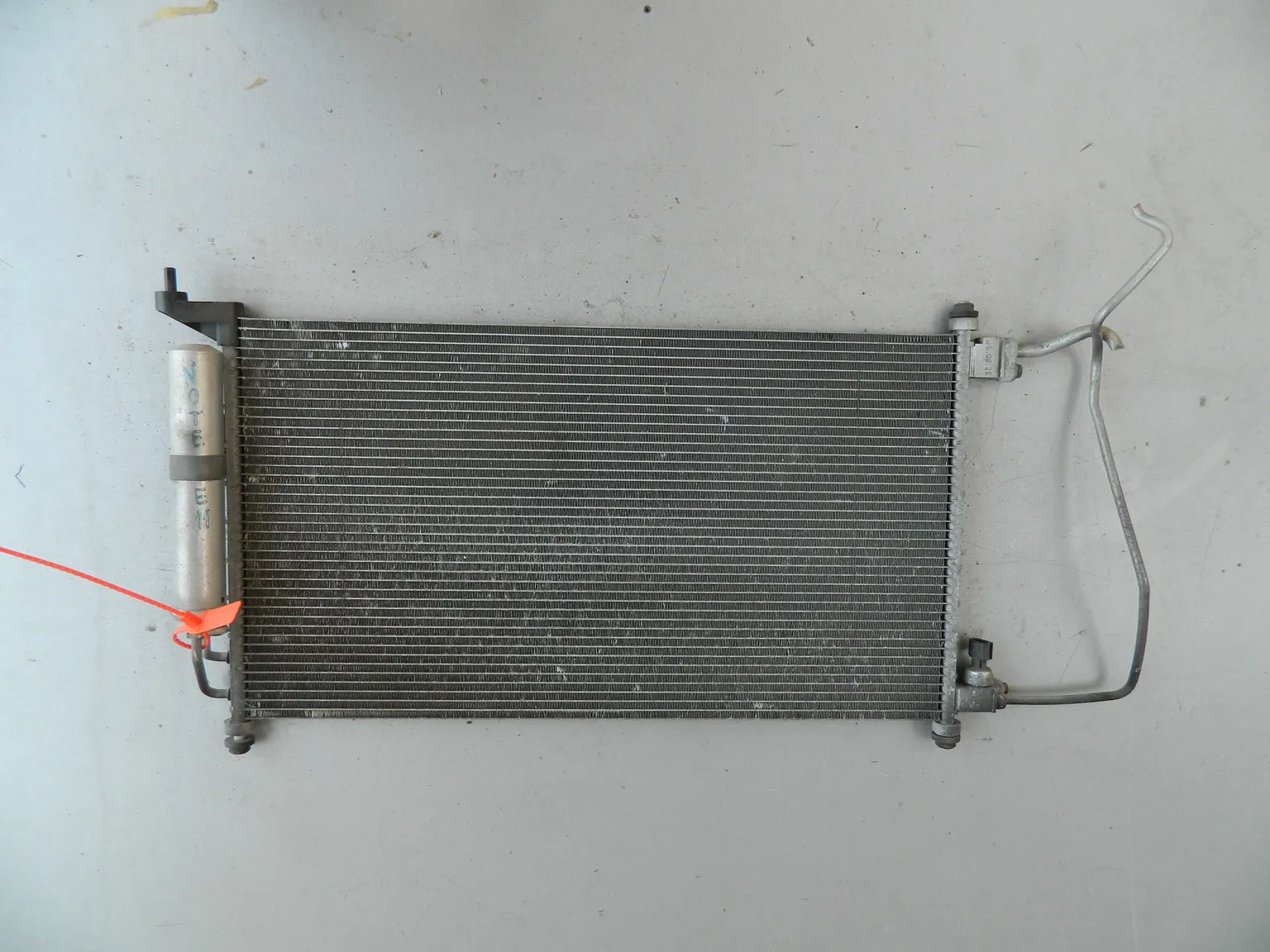 Радиатор кондиционера NISSAN NOTE E11 (Контрактный) 72367485