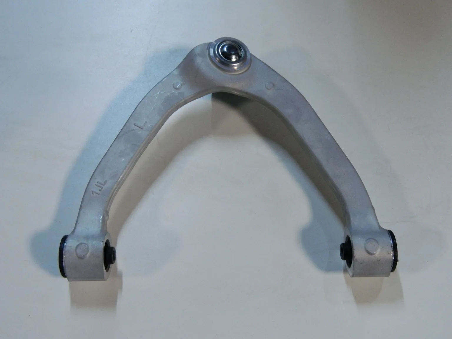 Рычаг GENERAL PARTS 54525JL00C INFINITI G37 COUPE Q60/G COUPE QX50/EX SKYLINE V36 Перед Верх Лев