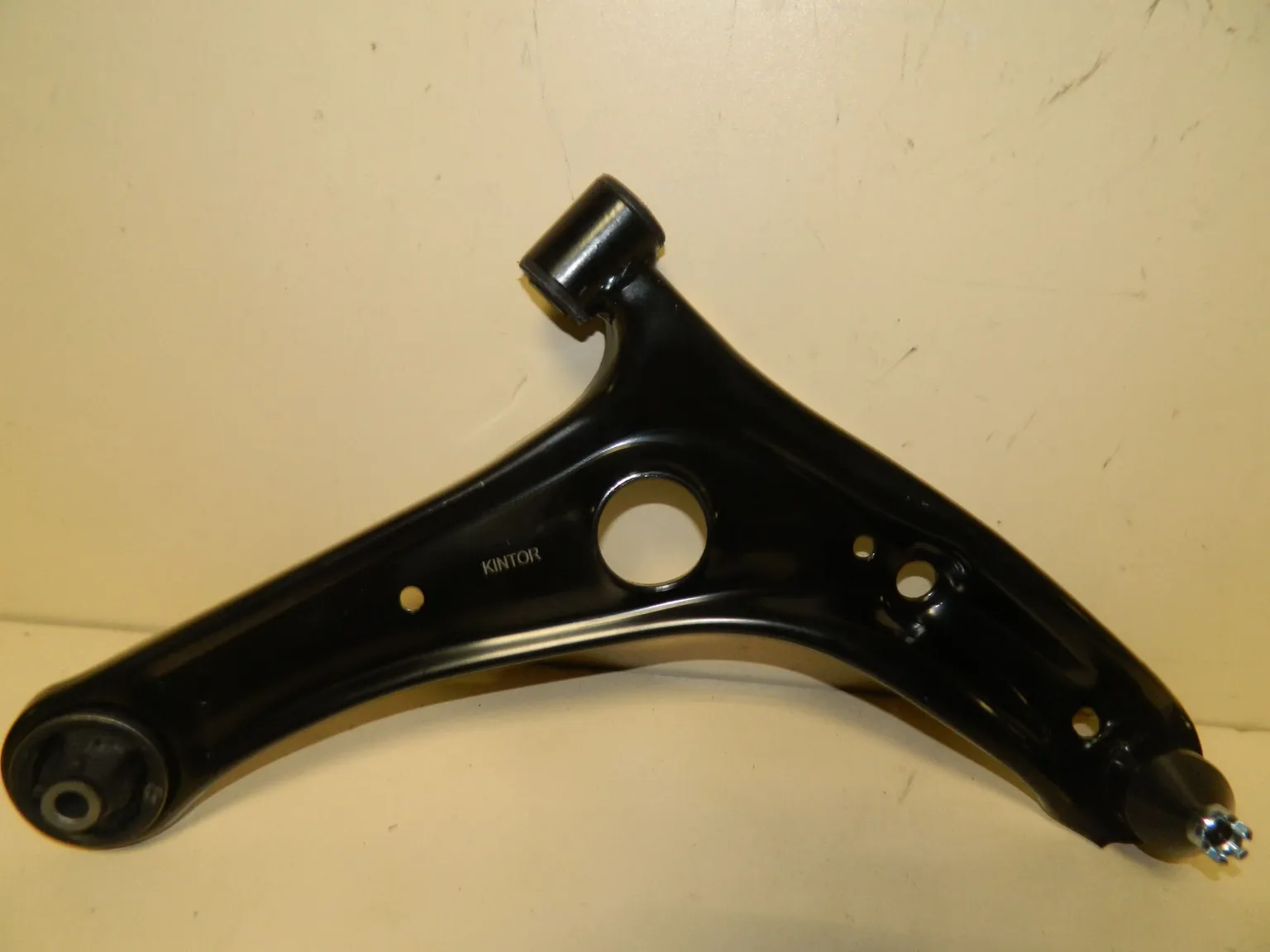 Рычаг GENERAL PARTS 4806859035 TOYOTA VITZ NCP1#, RAUM NCZ2# RH