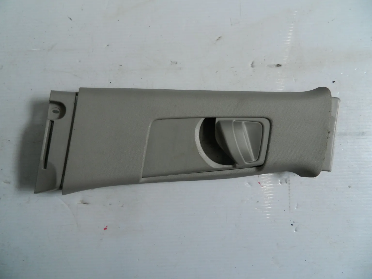 Обшивка стойки TOYOTA CAMRY ACV40 Лев Верх (Контрактный) 4572604 6242033140