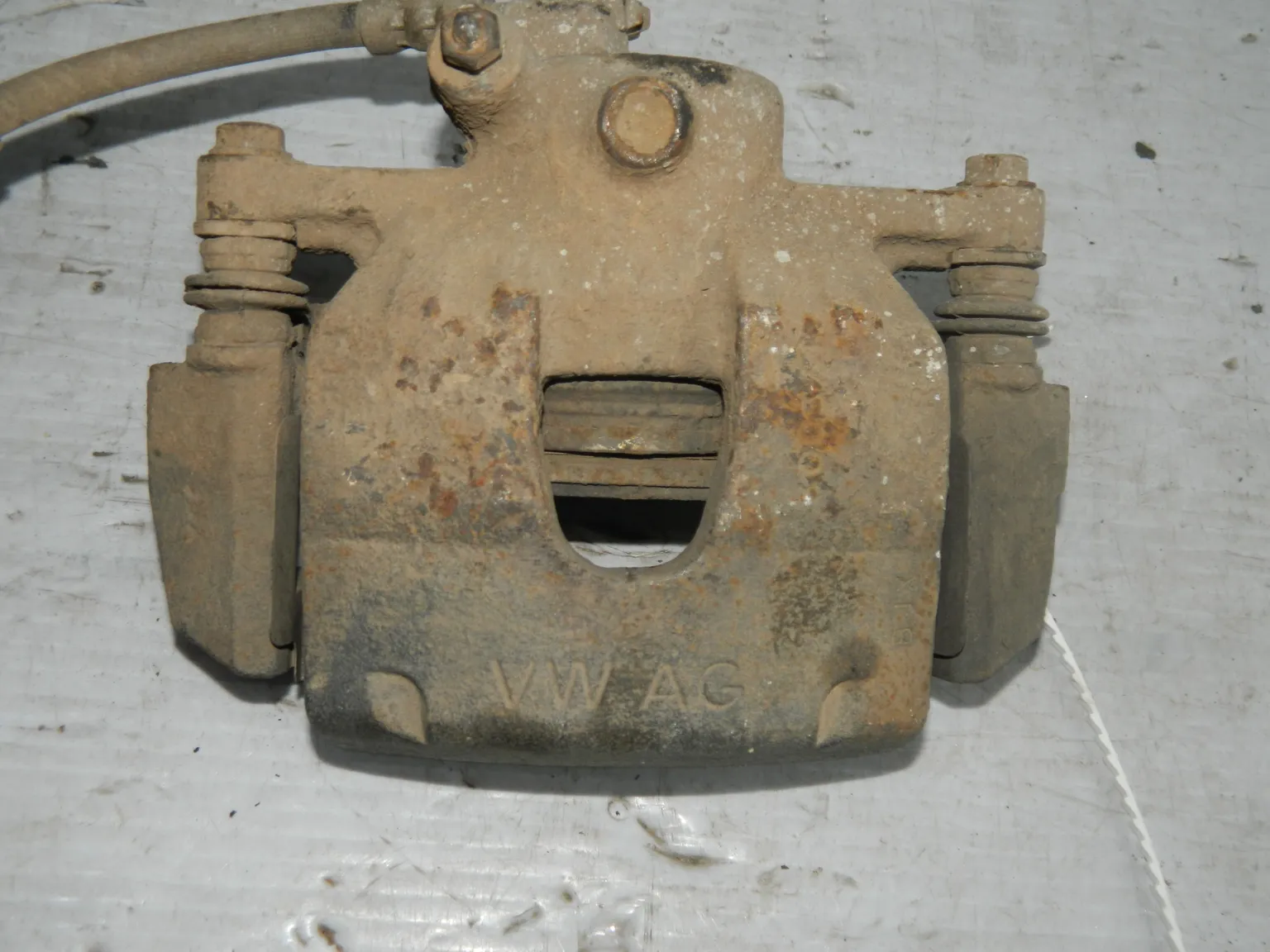 Суппорт Volkswagen Polo MK5 CFN Перед. Прав (Б/У)