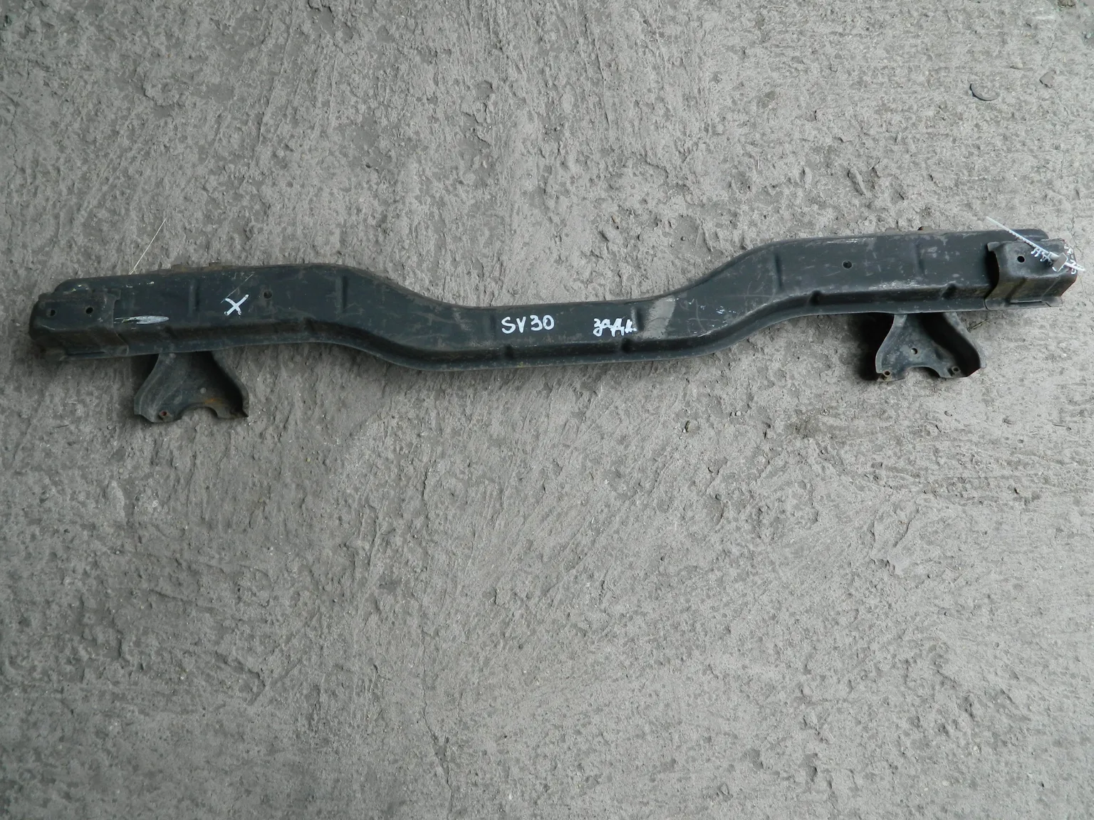 Усилитель бампера TOYOTA CAMRY SV30 Зад (Контрактный) 35021611