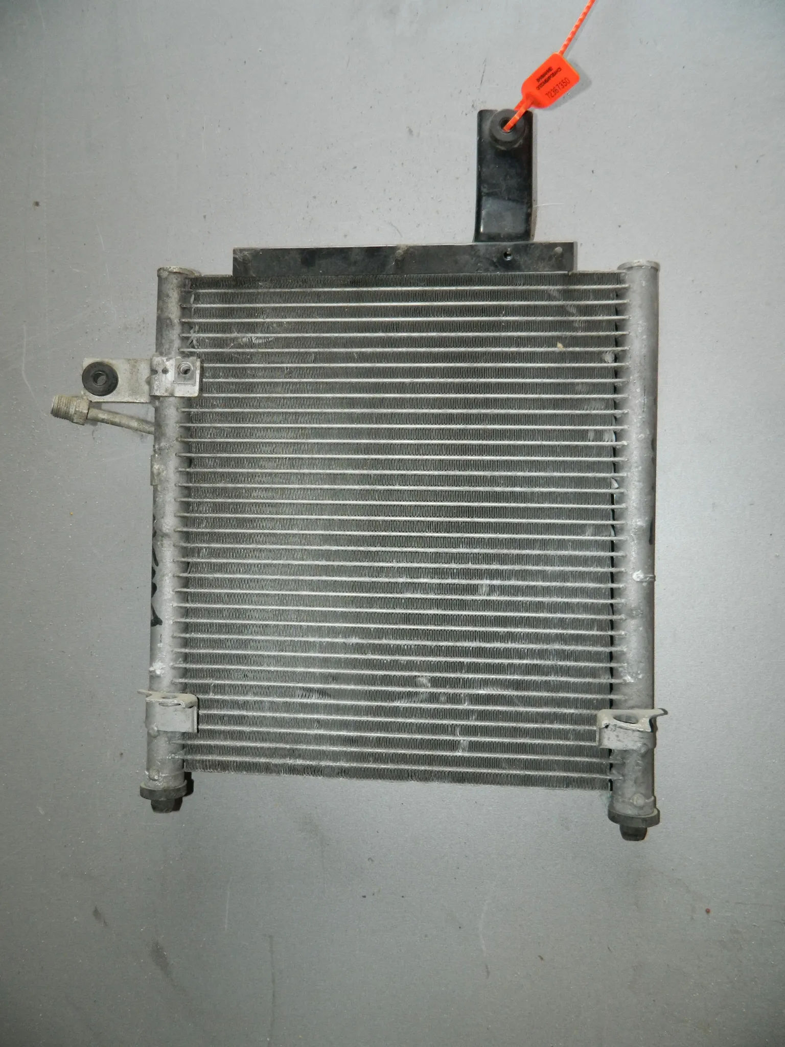 Радиатор кондиционера MAZDA DEMIO DW3W (Контрактный) 72367350