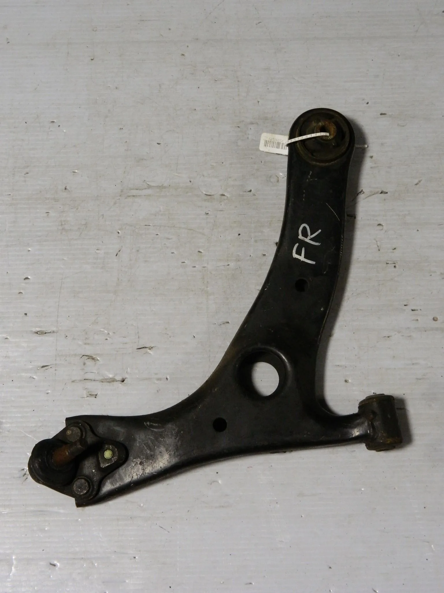 Рычаг подвески TOYOTA OPA ACT10 Перед Прав (Контрактный) 45992515