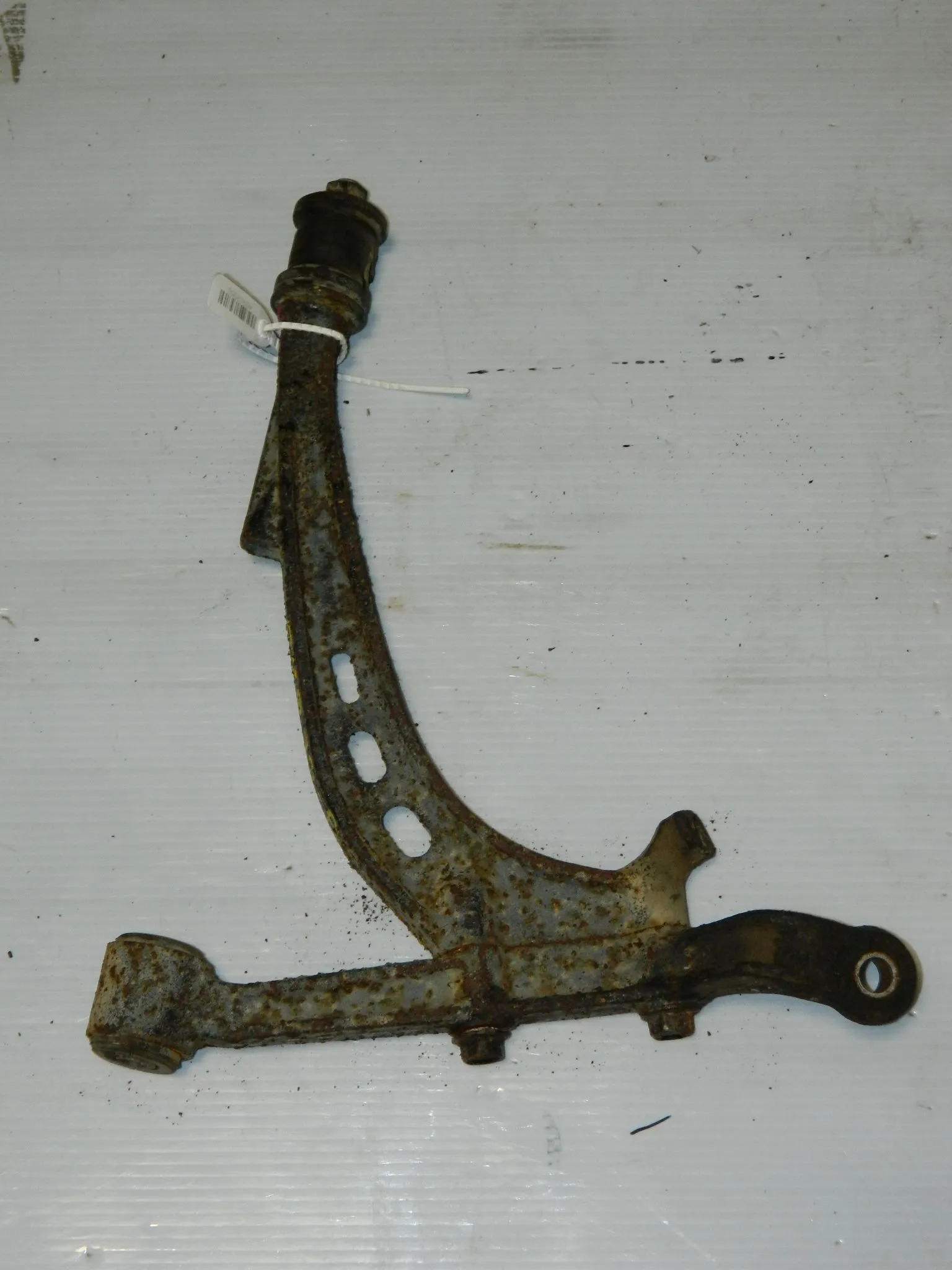 Рычаг подвески TOYOTA ESTIMA TCR10 Перед Прав (Контрактный)