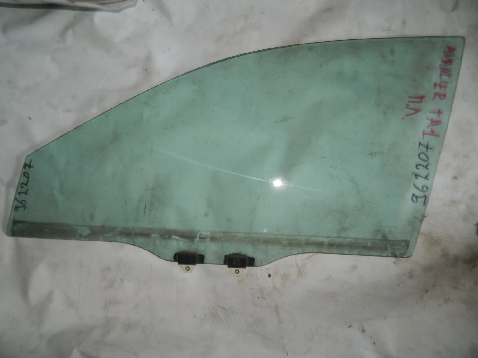 Стекло двери HONDA AVANCIER TA1 Перед. Лев (Контрактный) 962207