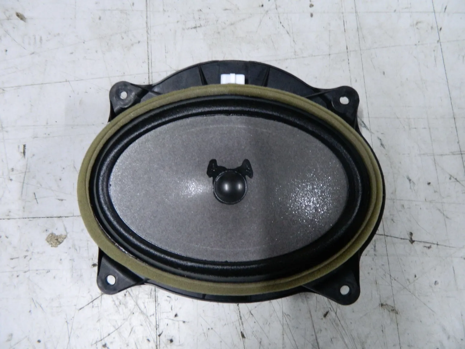 Динамик двери TOYOTA CAMRY ACV40 Перед Лев (Контрактный) 2892500084