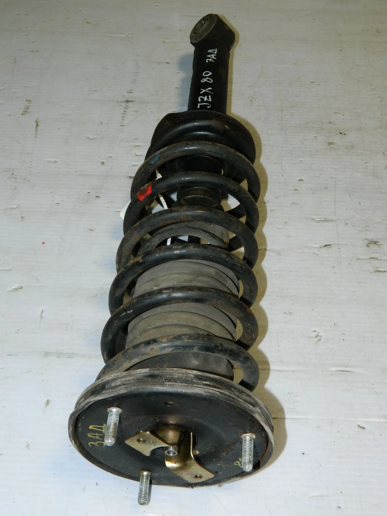 Стойка подвески TOYOTA MARK II GX80 Зад (Контрактный) 45989167