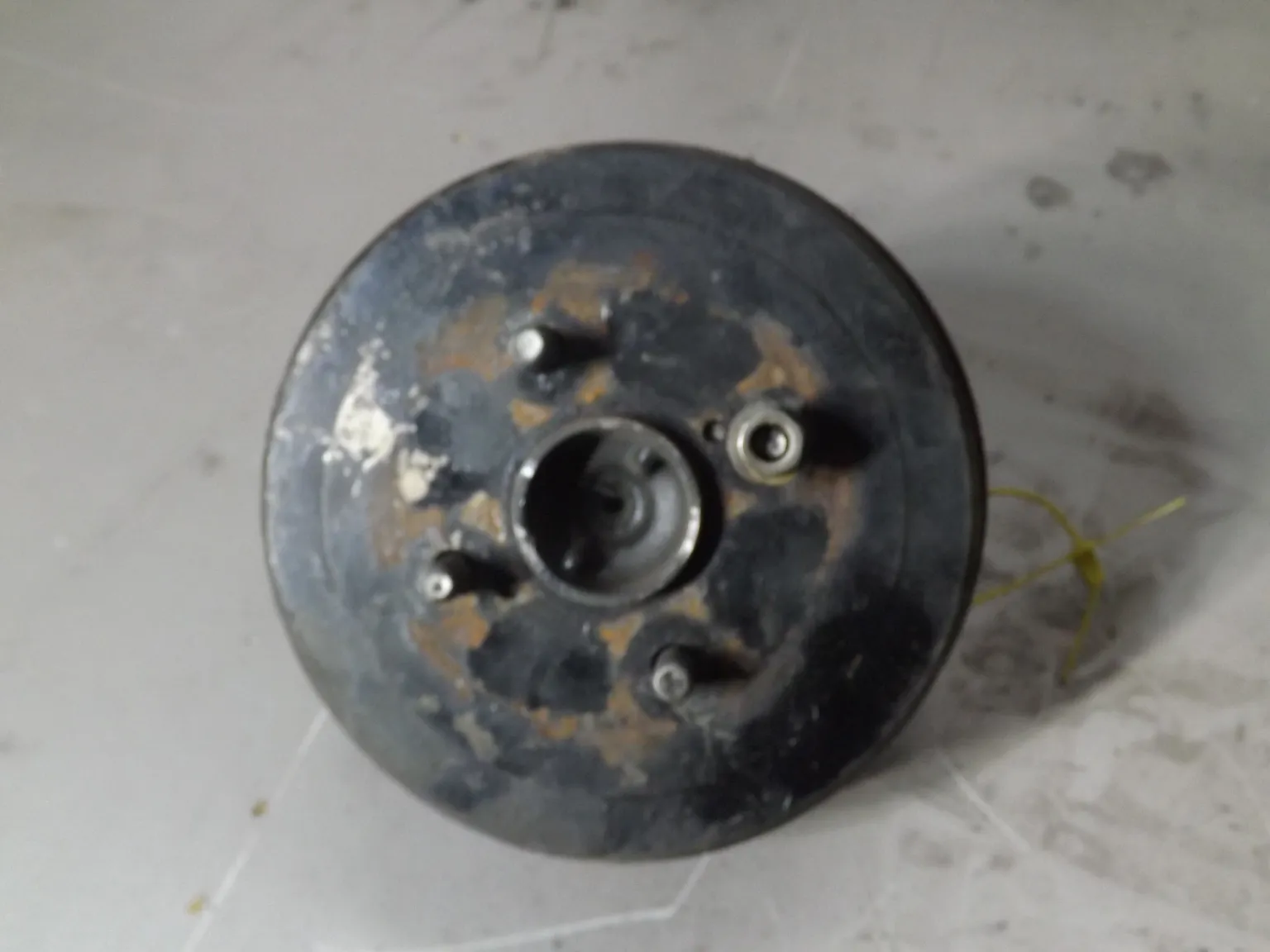 Ступица TOYOTA COROLLA AE100 ABS Задн Прав (Контрактный) 94603621